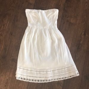 White strapless dress